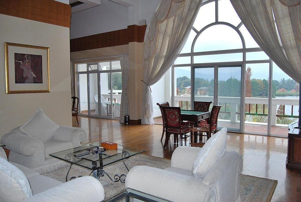 Yunnan Dianchi Garden Resort Hotel & Spa Kunming Dış mekan fotoğraf