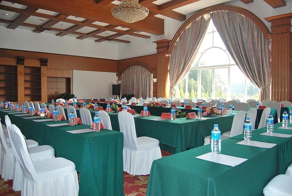 Yunnan Dianchi Garden Resort Hotel & Spa Kunming Dış mekan fotoğraf
