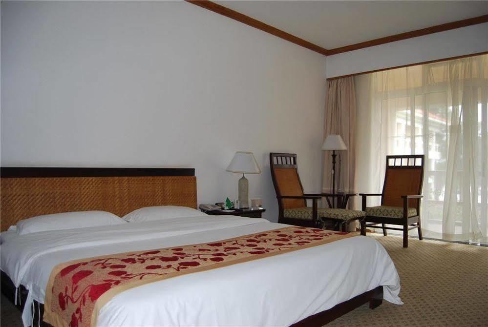 Yunnan Dianchi Garden Resort Hotel & Spa Kunming Dış mekan fotoğraf